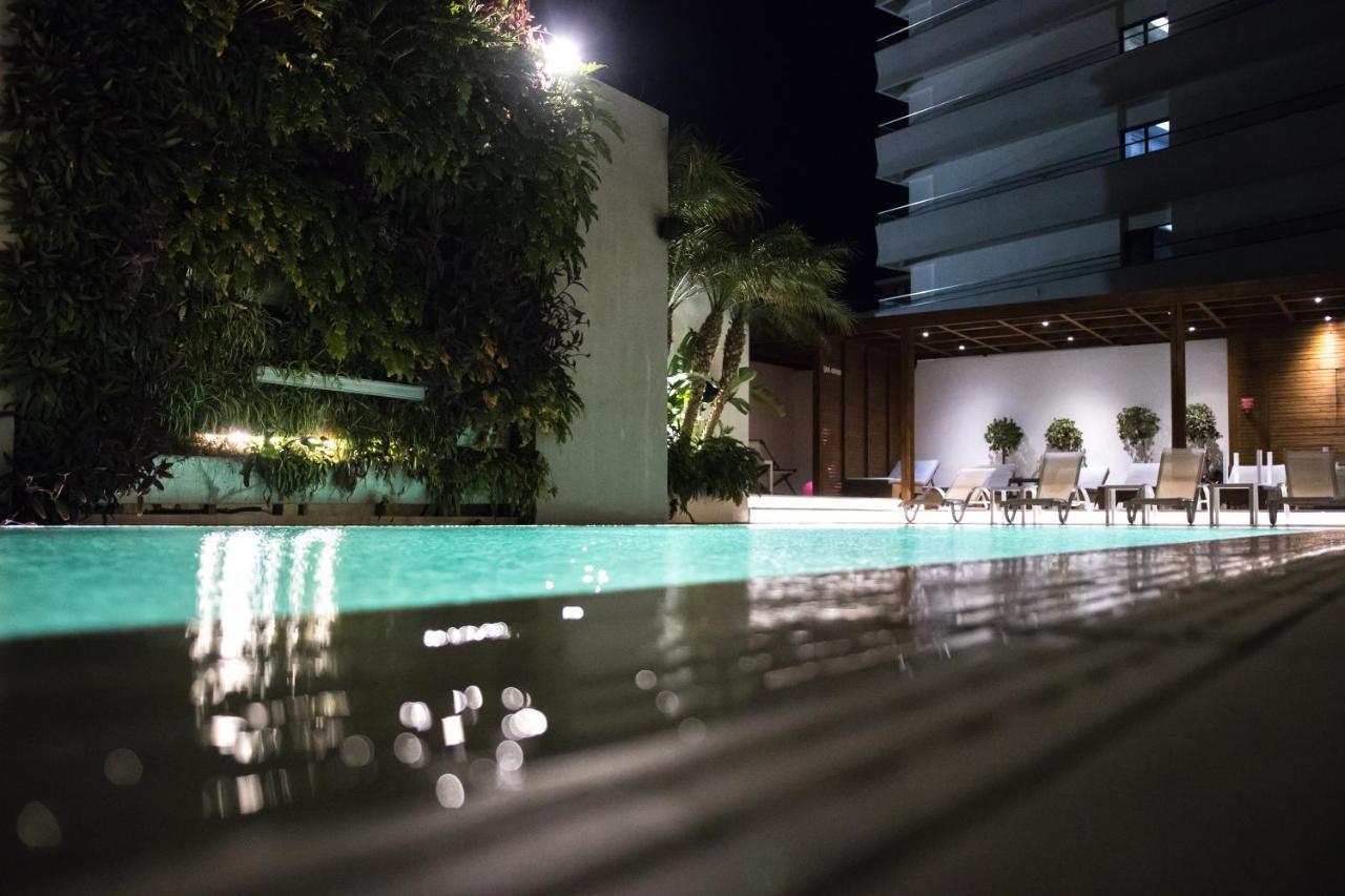 Manousos City Hotel 3*